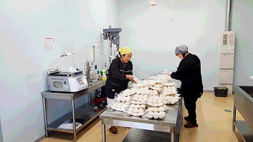臼六オープンラボ「商品化ルーム」