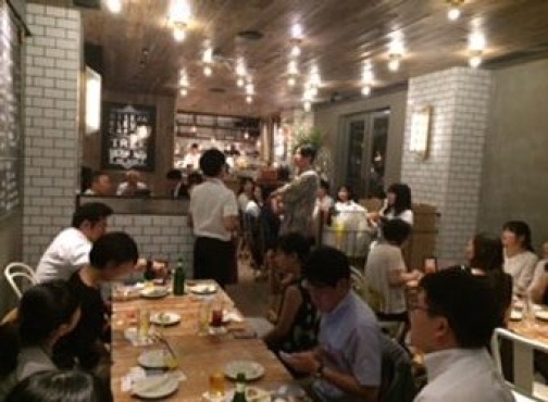 （従業員会（交流会）の様子）