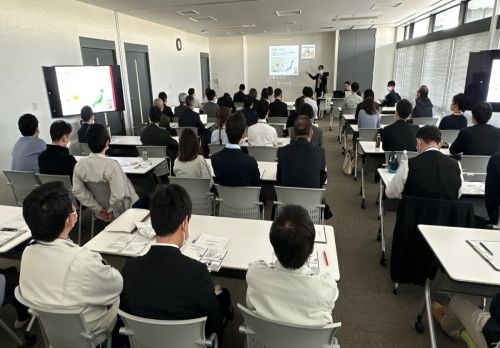 兵庫県川西市